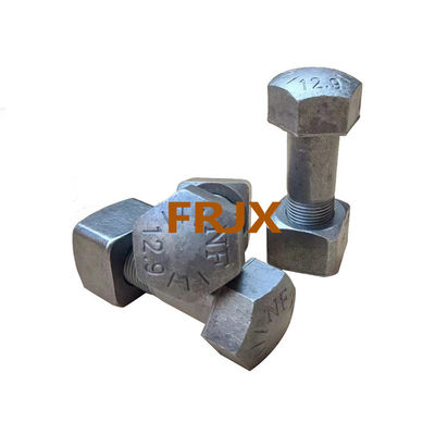 Bolt excavator baru dengan Black Oxide Finish Hand Thread Kearah Teknologi Cold Forming