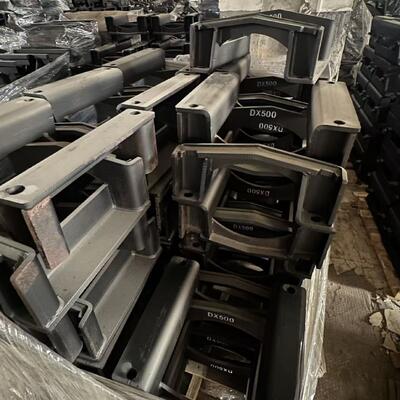 Penjaga rantai excavator, pelindung rantai, komponen tahan haus, pemegang rantai